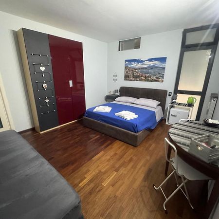 Mapi Room Napoli Bagian luar foto